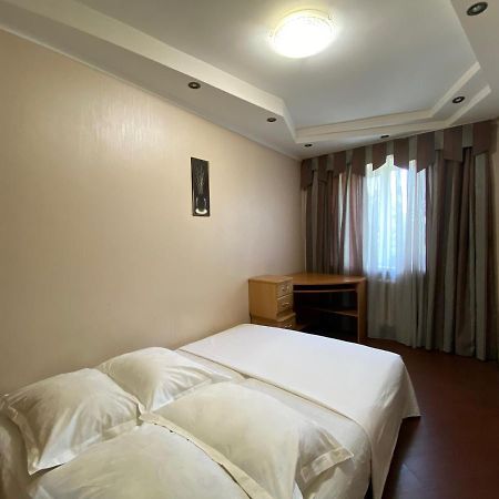 Comfy Apartment Most City Area Dnjepropetovsk Buitenkant foto