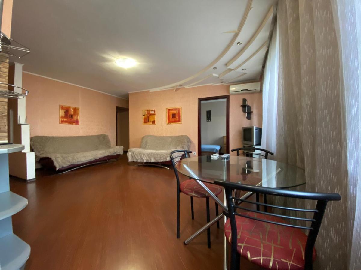 Comfy Apartment Most City Area Dnjepropetovsk Buitenkant foto