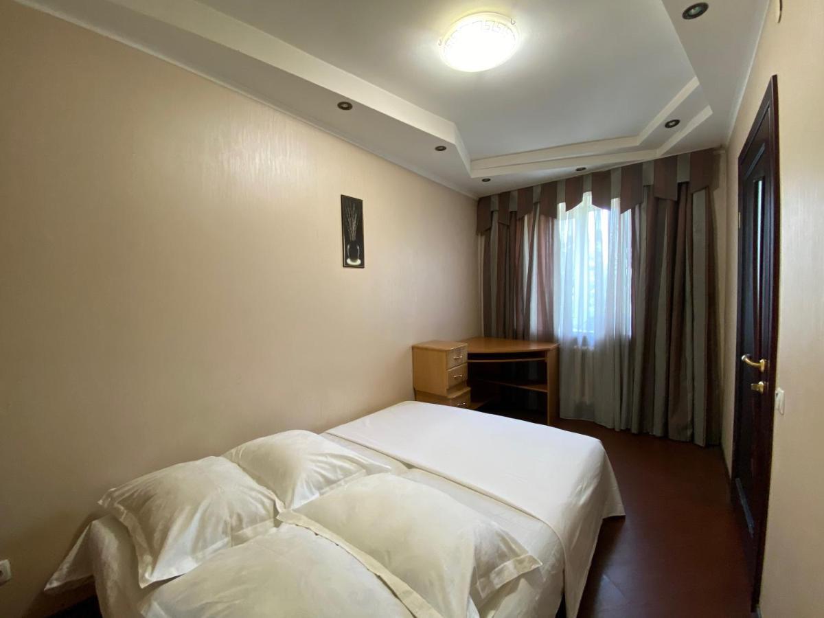 Comfy Apartment Most City Area Dnjepropetovsk Buitenkant foto