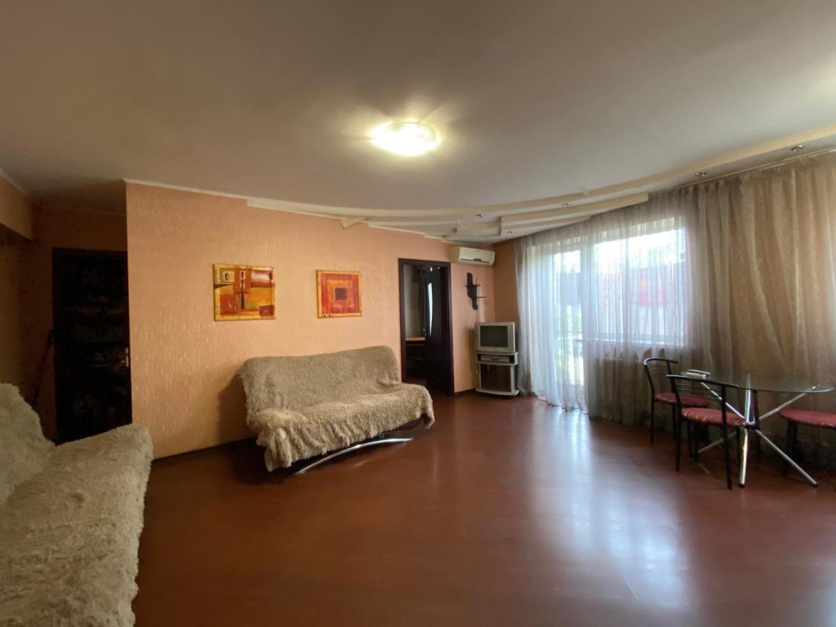 Comfy Apartment Most City Area Dnjepropetovsk Buitenkant foto